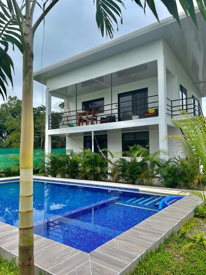Puerto Viejo de Talamanca Oso Perezoso Pool Villa מראה חיצוני תמונה