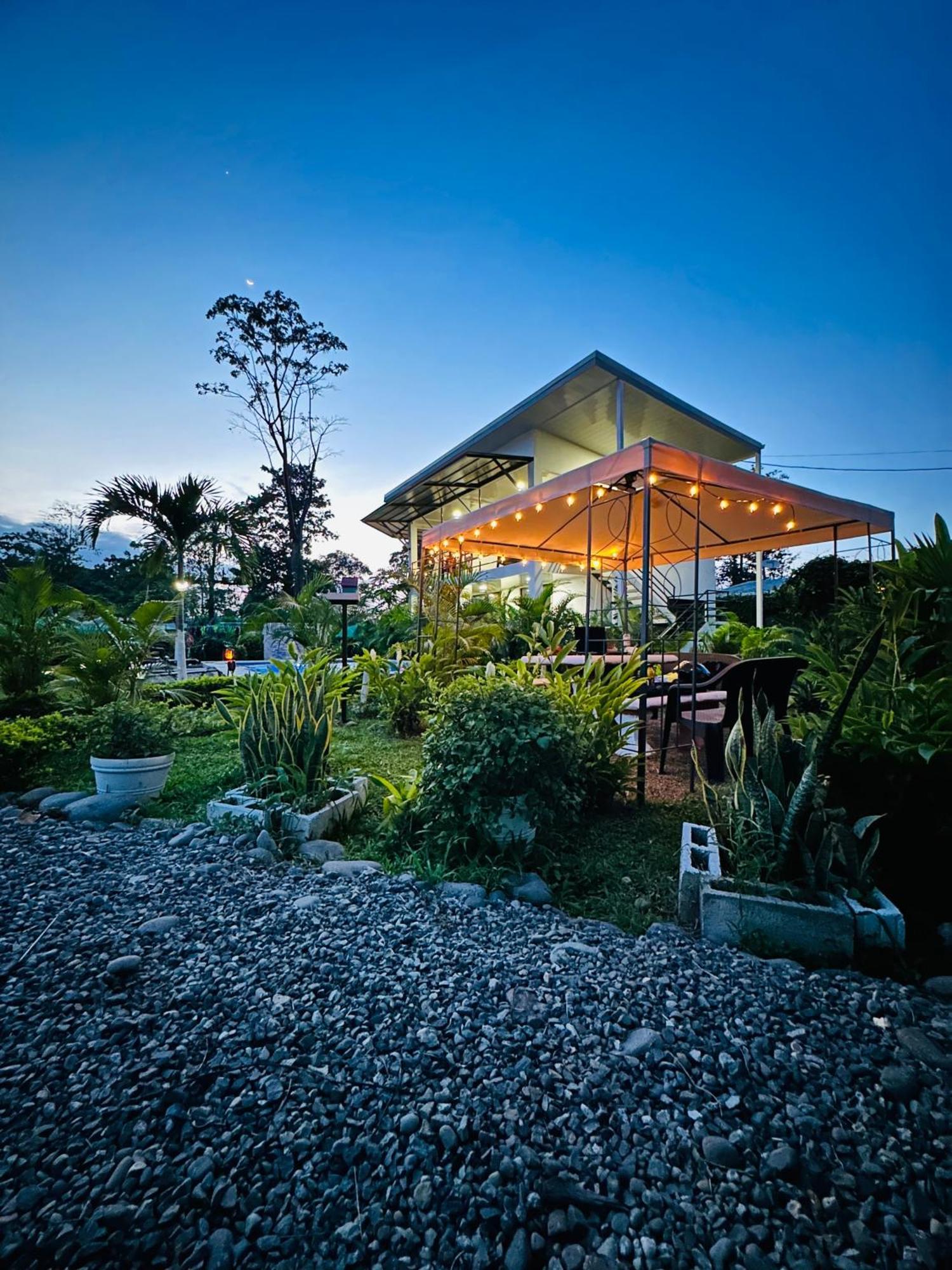 Puerto Viejo de Talamanca Oso Perezoso Pool Villa מראה חיצוני תמונה