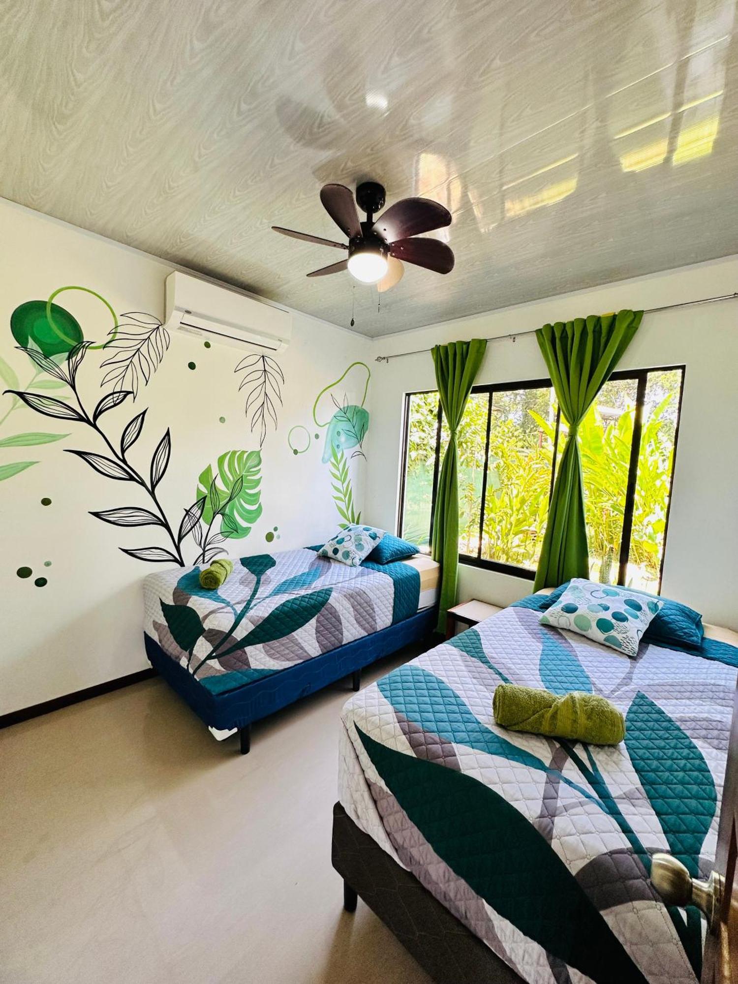 Puerto Viejo de Talamanca Oso Perezoso Pool Villa מראה חיצוני תמונה